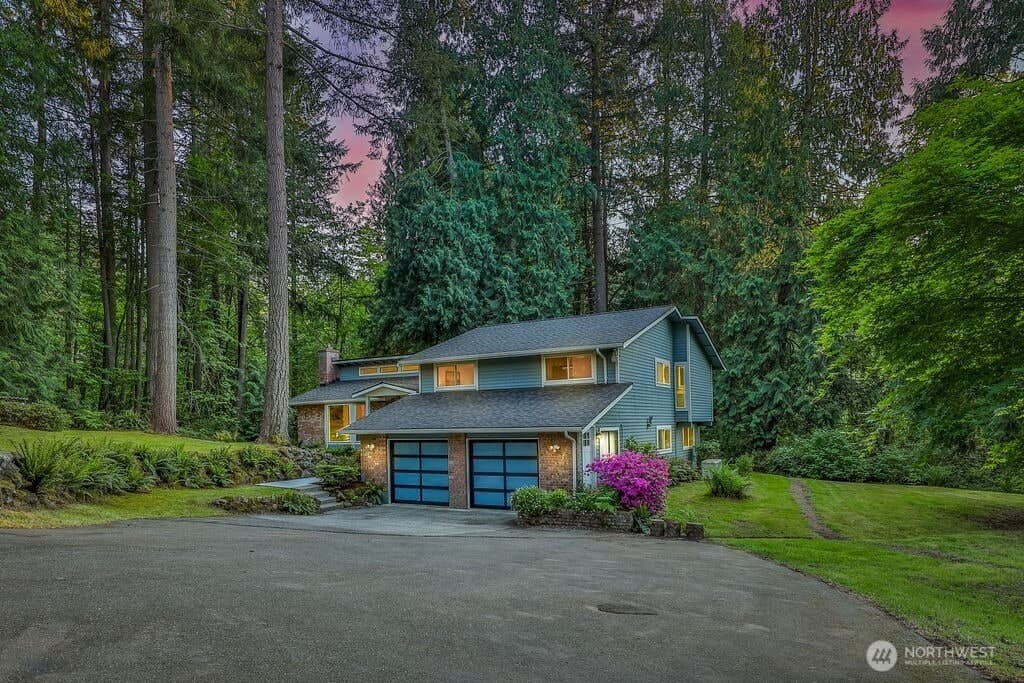 Property primary photo